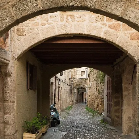 Rhodes Old Town Castello 度假居